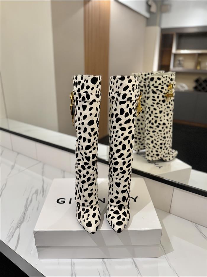 20251128174451124 750